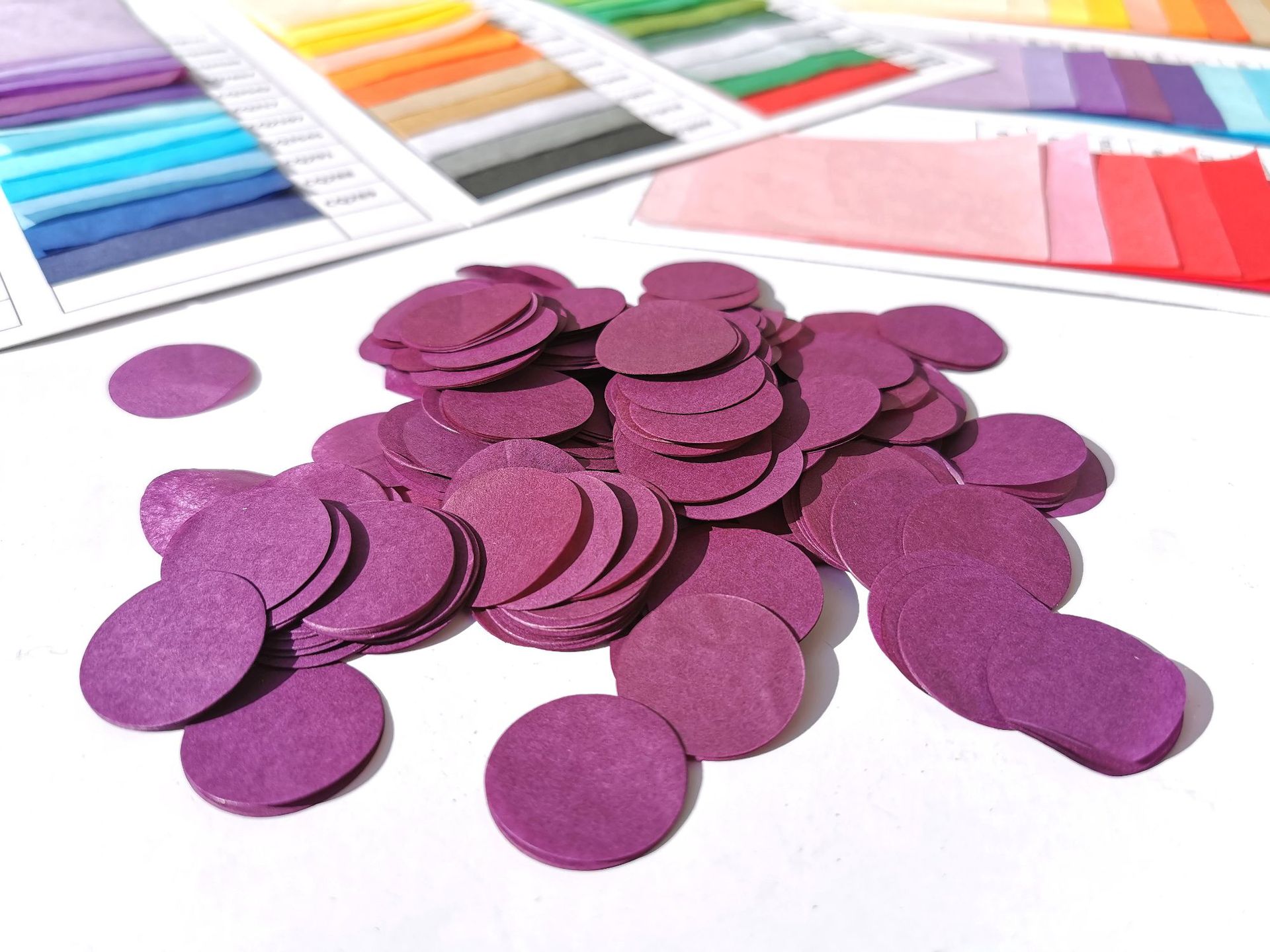 festival party table decoration round colorful round shape confetti