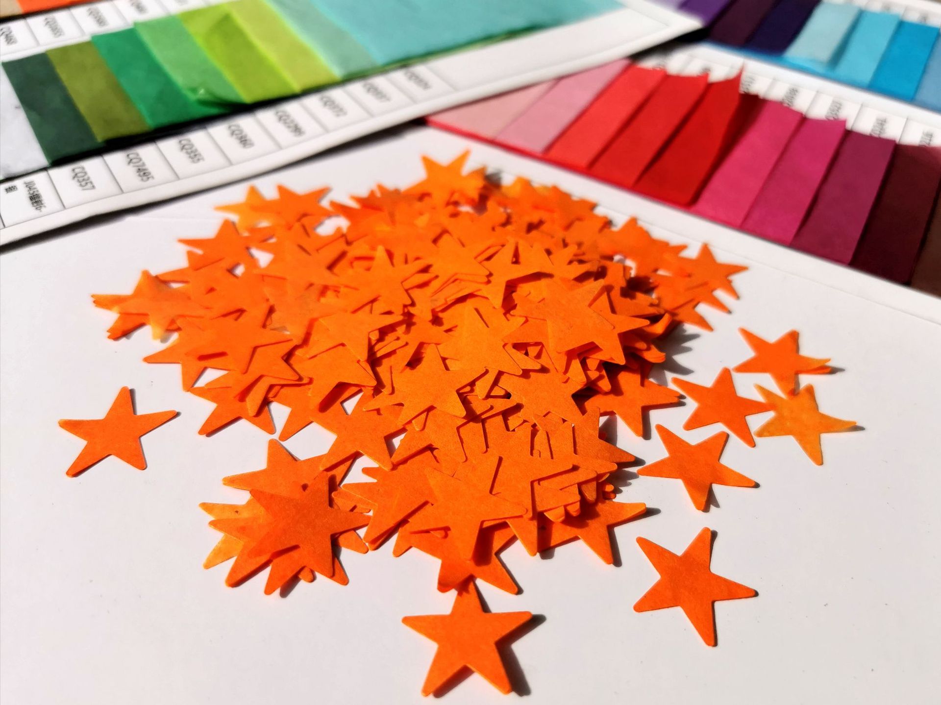 factory supply wholesale star shape confetti