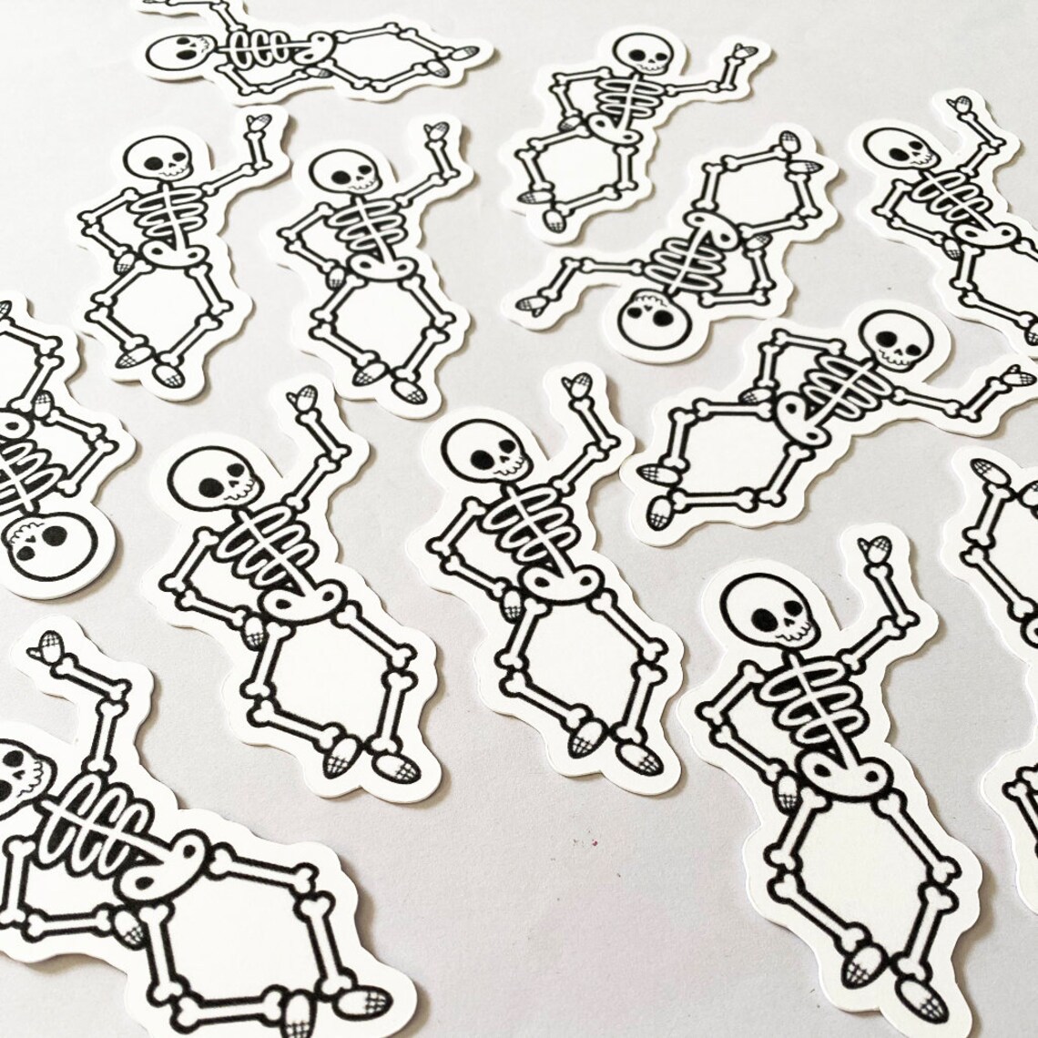skeleton halloween party confetti