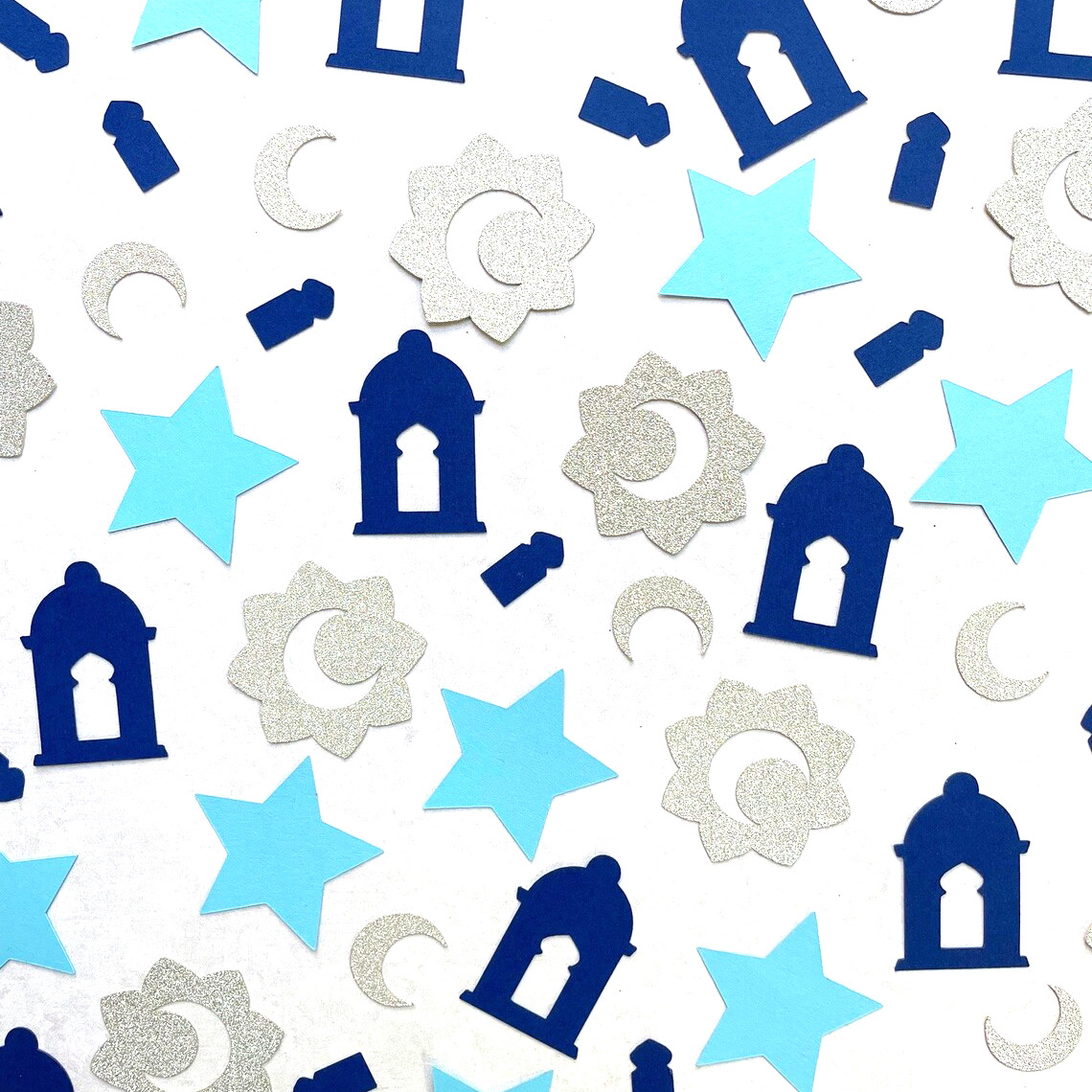 moon and start table decoration confetti